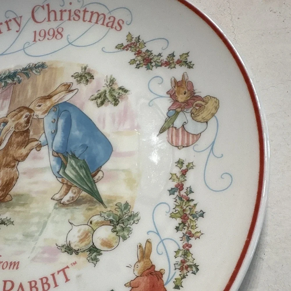 Wedgwood Peter Rabbit 1998 Merry Christmas Decorative Ceramic Plate 8.25